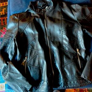 BLACK LEATHER ZIP UP JACKET
